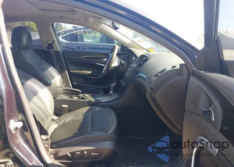 2013 Buick Regal Turbo - Premium 1 из США, поврежденный, VIN 2G4GS5EV5D9174129